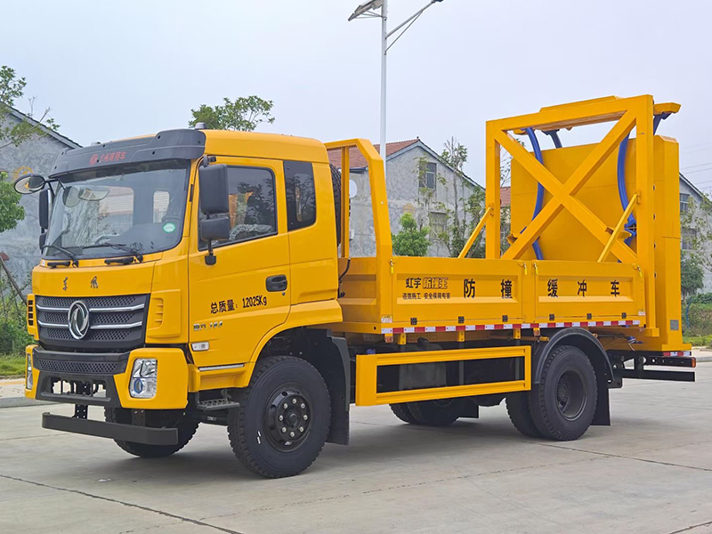 东风k6防撞缓冲车