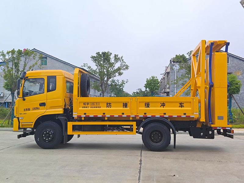 东风k6防撞缓冲车